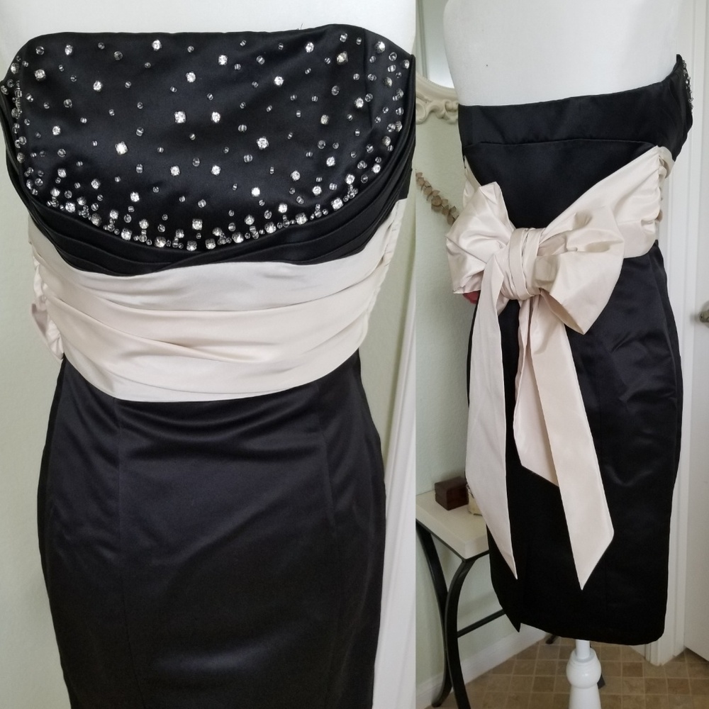 Betsey Johnson LBD holiday dress - Picture 3 of 8